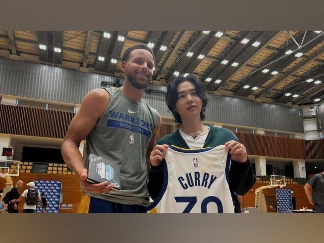 SUGA of BTS and Stephen Curry