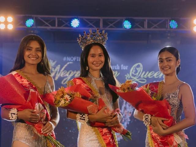 Beauty pageant candidates 