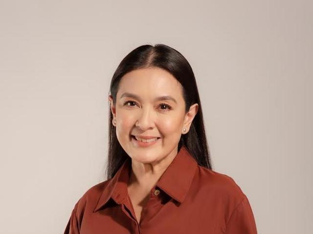 Jean Garcia in Nakarehas Na Puso