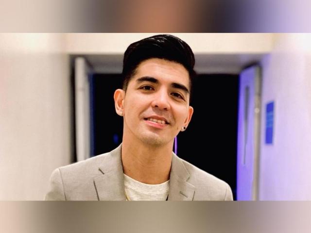 Mark Herras 