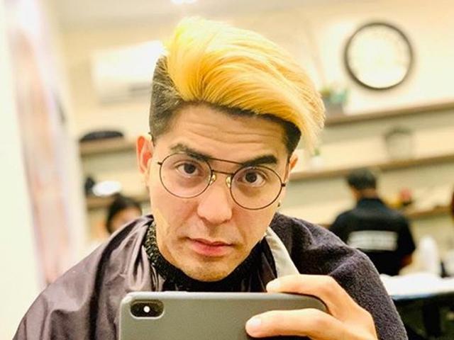 mark herras new hair color