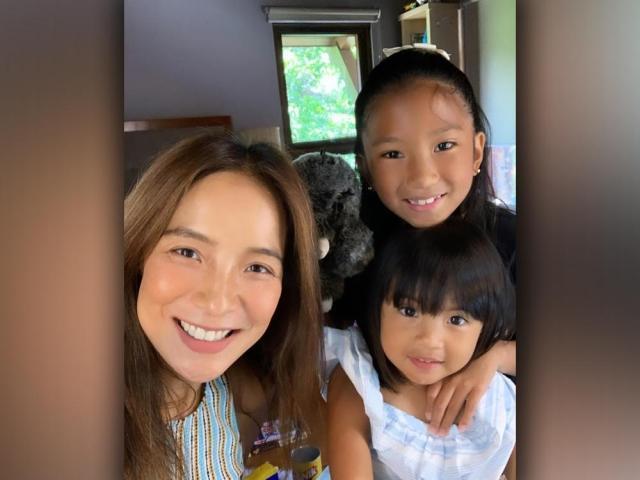 Pia Guanio with kids Scarlet Jenine and Soleil Brooklyn