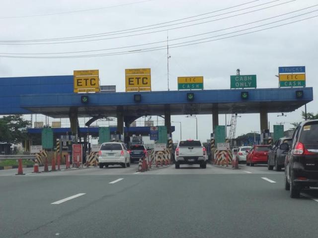 SLEX toll