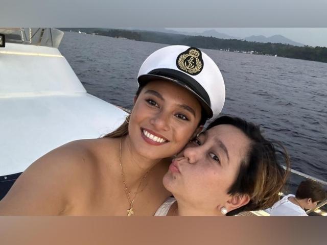 Klea Pineda with mom