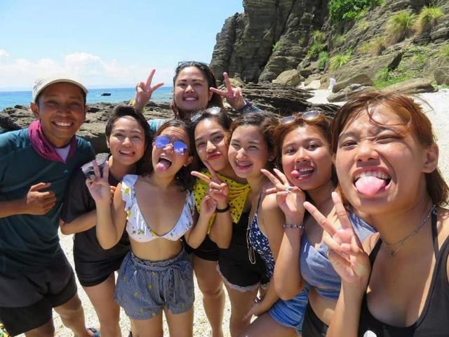 Kiray Celis in Summer Squad Goals