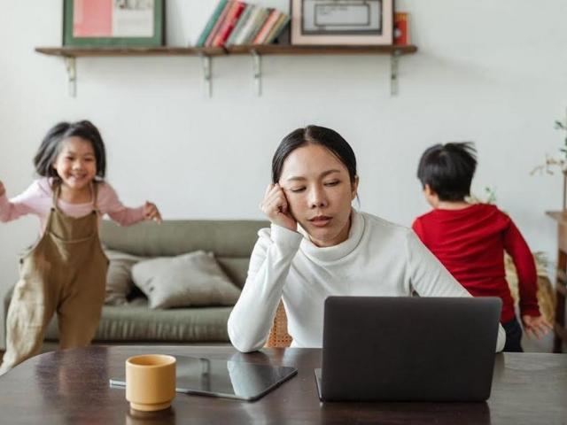 stress out mom working at home