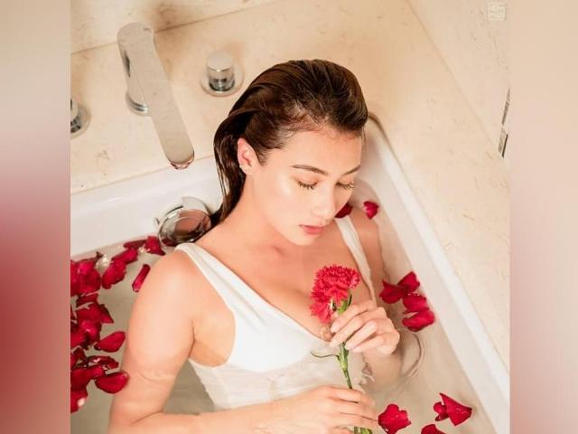 Liezel Lopez sexy photo