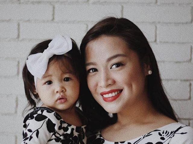 Stephanie Sol and daughter Selene