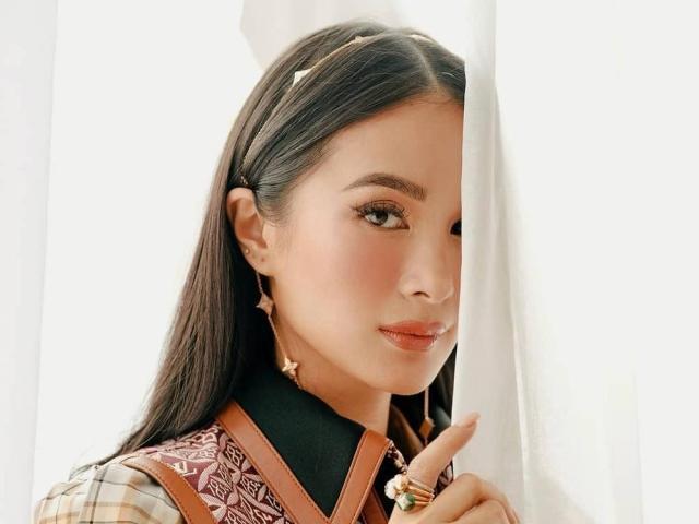 Queen of Creative Collaboration Heart Evangelista