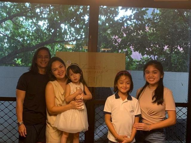 Judy Ann Santos and Ryan Agoncillo celebrate Luna moving up day