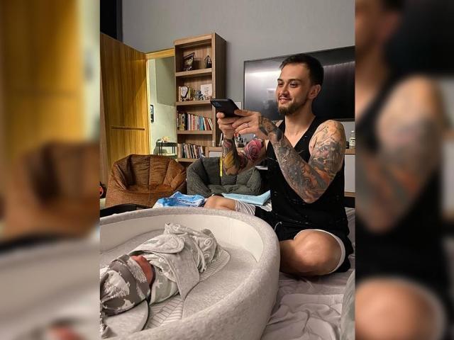 Billy Crawford and Baby Amari