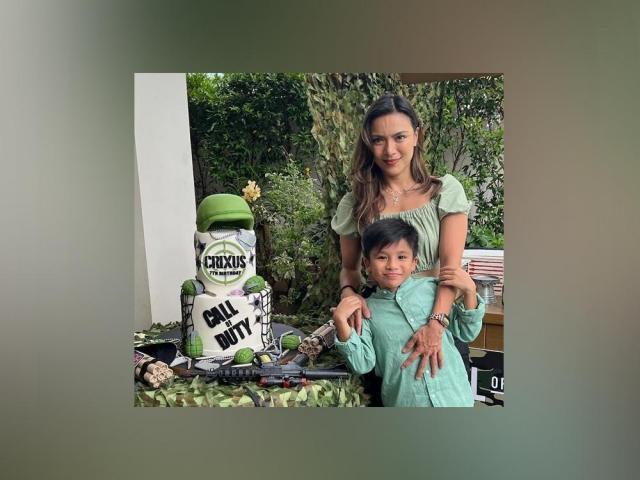  Ciara Sotto and Crixus