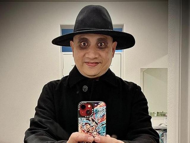 Michael V as Uncle Fester