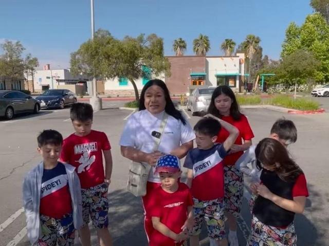 Joel Cruz and children in America