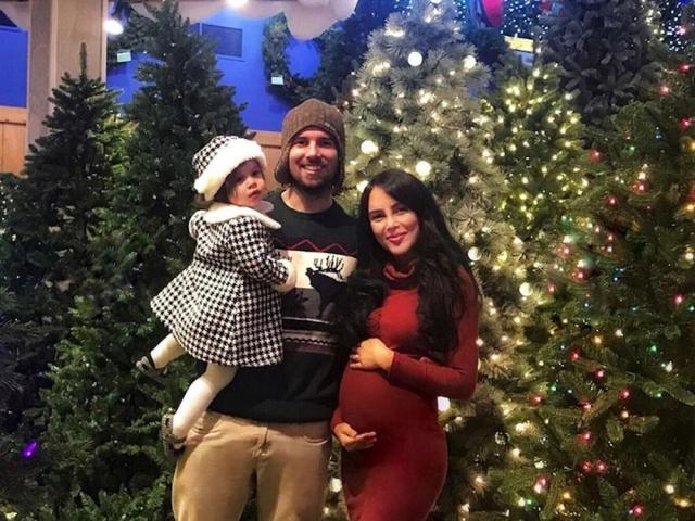 Jewel Mische second baby