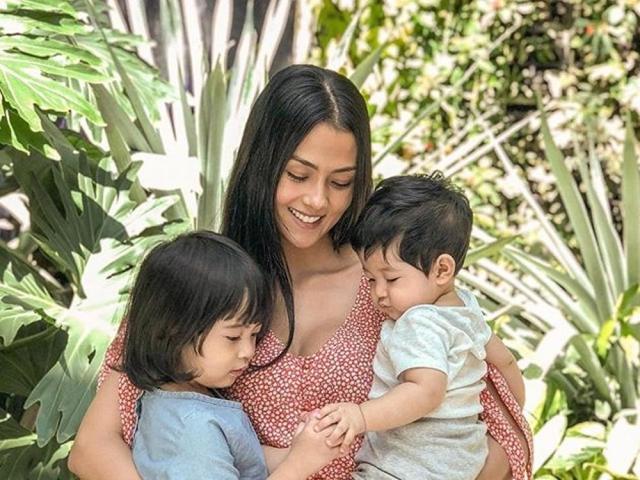 vanessa matsunaga on breastfeeding