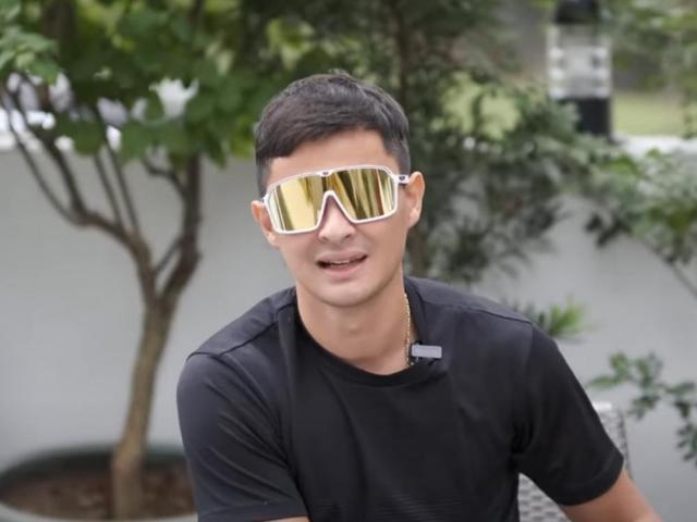 Matteo Guidicelli PS5 unboxing