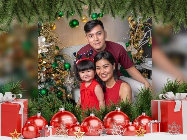 Winwyn Marquez with her family