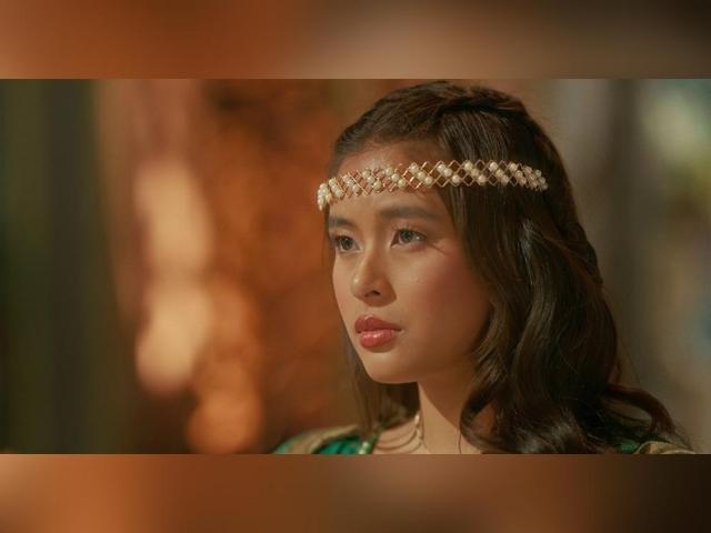 Gabbi Garcia as Sanggre Alena in Encantadia Chronicles Sanggre
