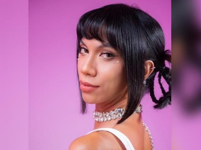 Mimiyuuuh as a Bini member