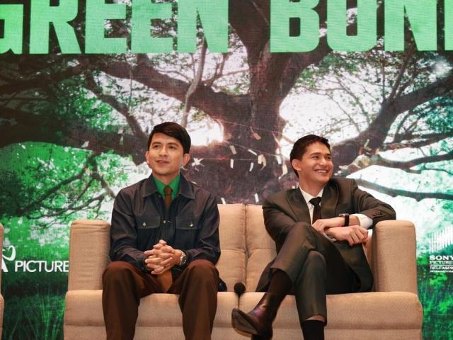 Ruru Madrid and Dennis Trillo