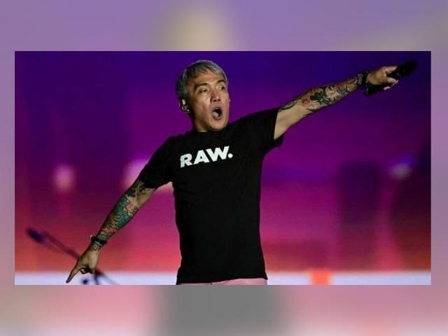 arnel pineda