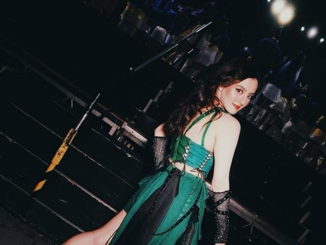 Cassy Legaspi dances to Katseye Gnarly