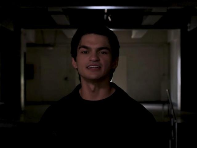 Bruce Roeland in Mga Batang Riles