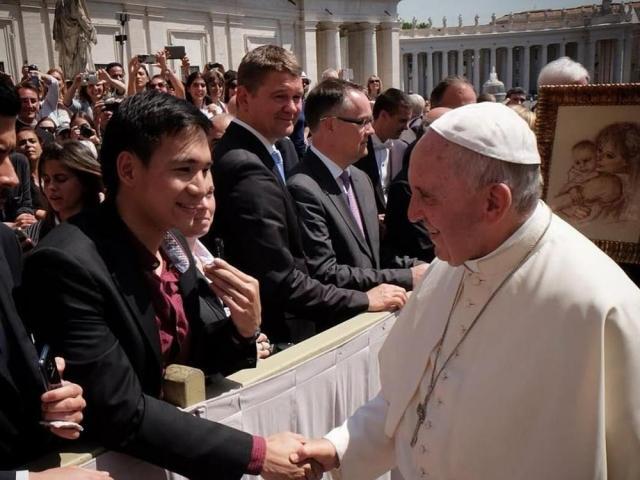 Chris Tiu, pope francis