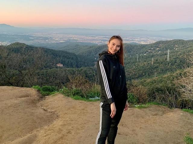 Rachel Anne Daquis home workout 