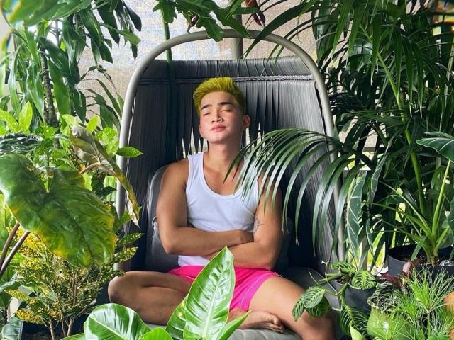 bretman rock responds to hate comment