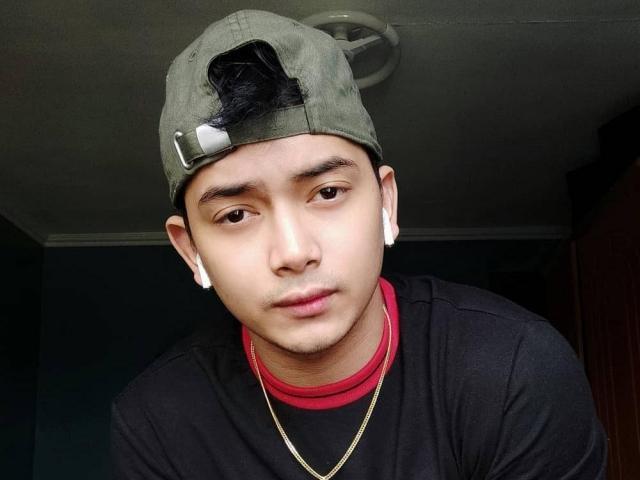 Miggy Tolentino gives alcohol to his barangay