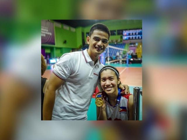 ADMU Lady Eagles setter Julia Morado auctions off her jersey