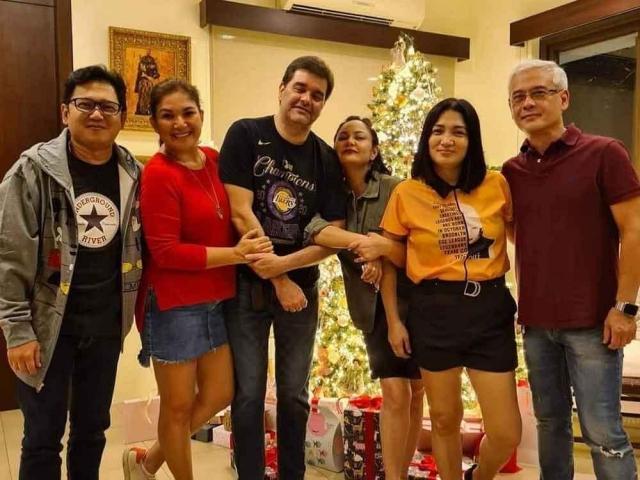 Eula Valdes with Bagets co-stars