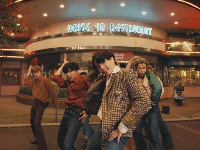 BTS dynamite performance