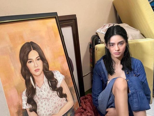 Faith Da Silva in Las Hermanas