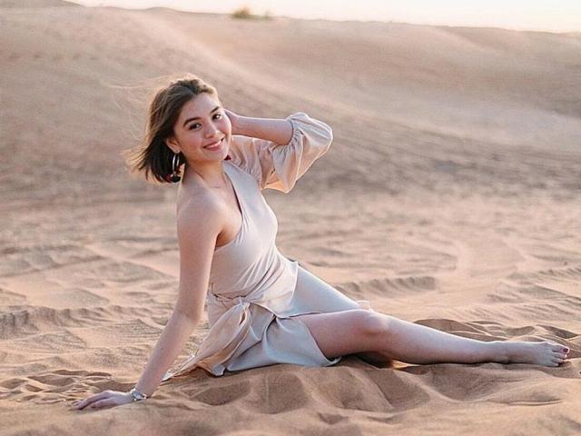 E Date Mo Si Idol August 27 title card