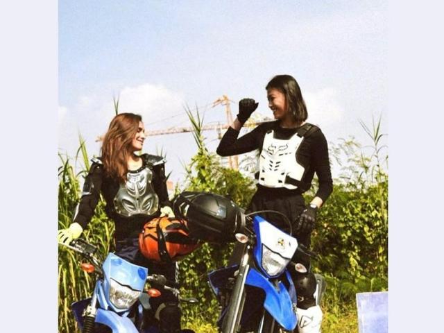 Michelle Dee and Max Collins