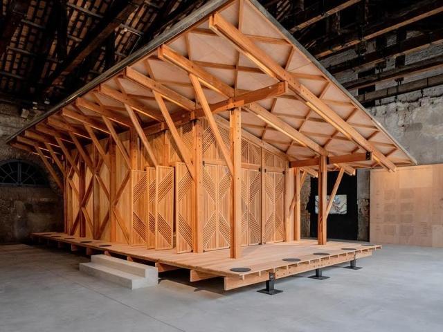 Structures of Mutual Support