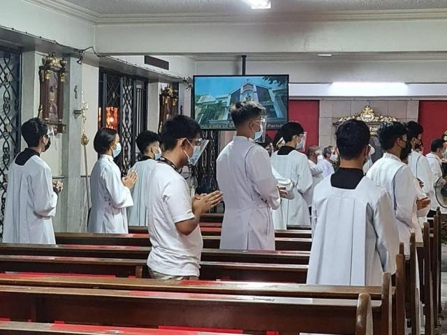 Candy Pangilinan, Quentin Pagilinan with Altar Boys