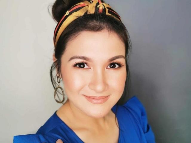 Camille Prats baby bangs Mars Pa More