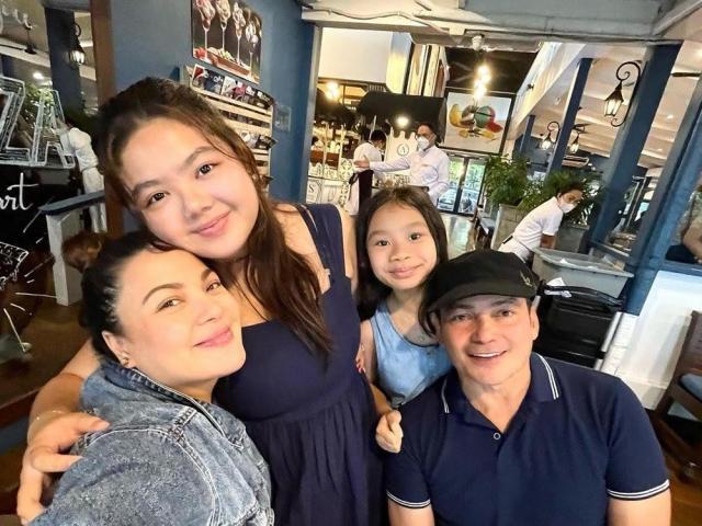KC Concepcion with her siblings and father Gabby Concepcion