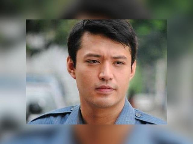 Mark Anthony Fernandez