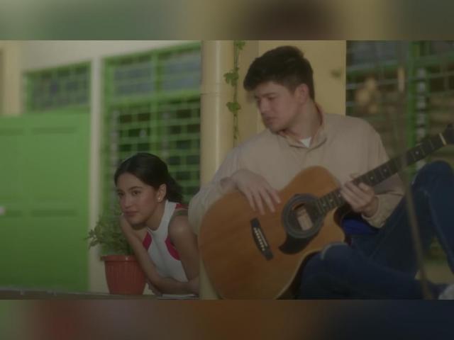 Julie Anne San Jose and Rayver Cruz