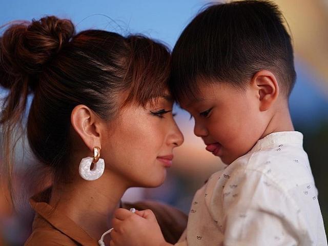 Iya Villania shares Primo first trip to Boracay