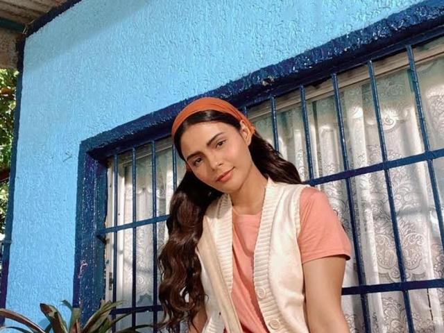 Lovi Poe in Owe My Love