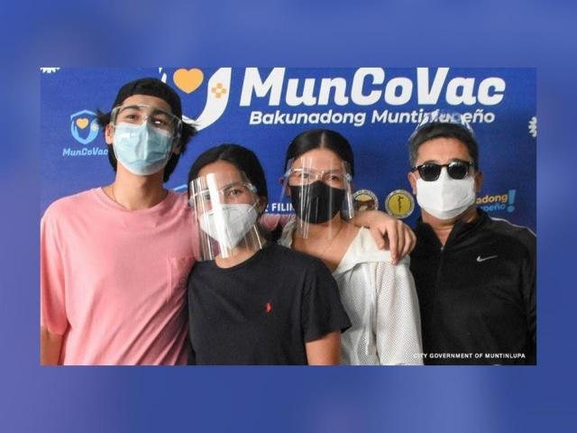 Aga Muhlach and family