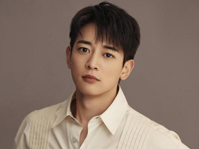 SHINee Minho