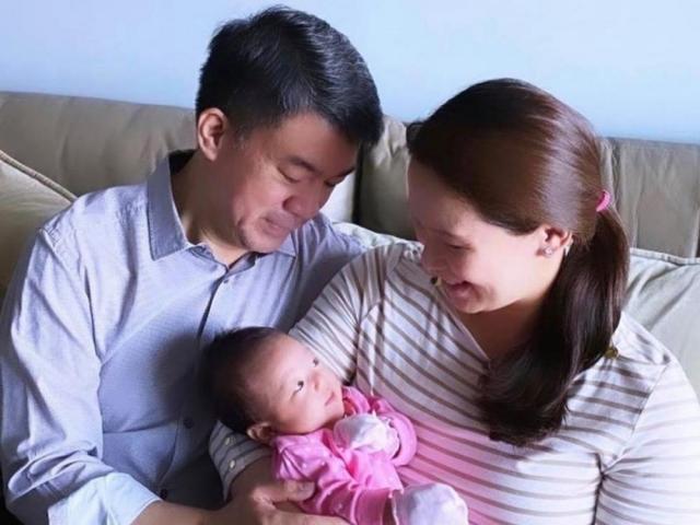 Senator Koko Pimentel with wife Kathryna Yu and daughter Helena