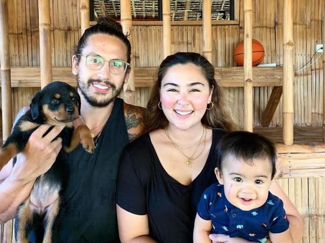 Gwen Zamora and DJ Semerad with baby Cooper and pet dog